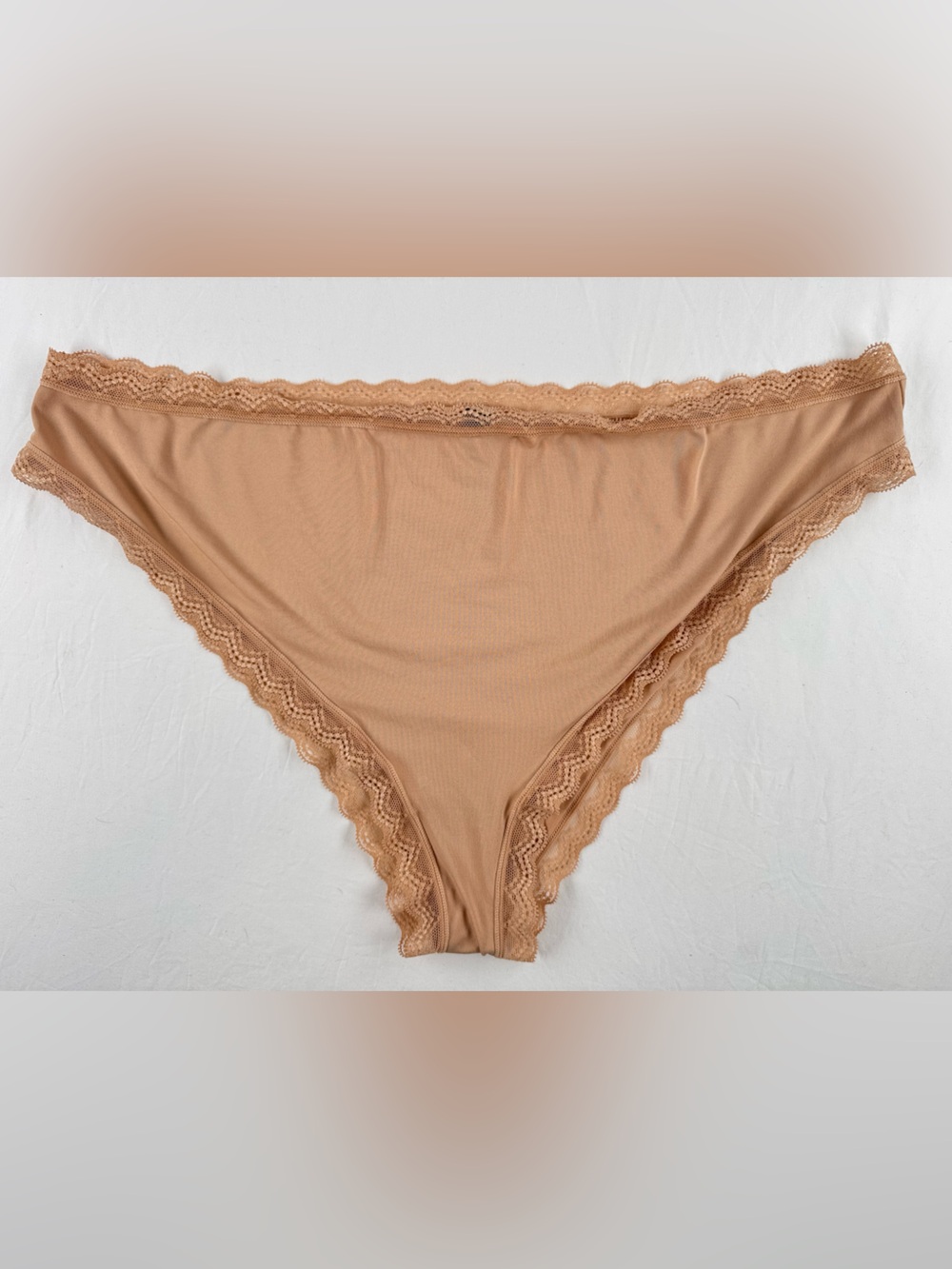 smart & sexy Nude Tan Lace-Trim Hipster Panty